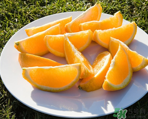 橙子一天吃幾個最好？橙子吃多了會怎么樣？