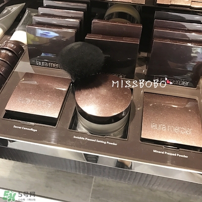 laura羅拉散粉分色號(hào)嗎？羅拉散粉試色