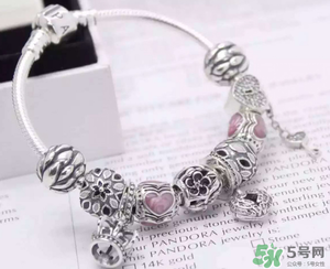 潘多拉手鐲怎么打開？潘多拉手鐲怎么帶？