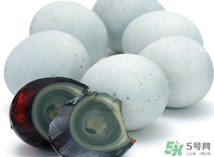 皮蛋會(huì)過(guò)期嗎？皮蛋過(guò)期了能吃嗎？