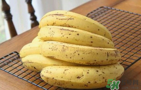 香蕉長斑點還能吃嗎？香蕉皮長黑斑還能吃嗎？