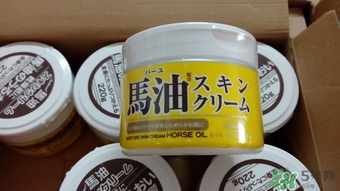 北海道馬油能擦臉嗎？loshi馬油可以涂臉嗎