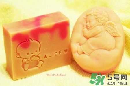 母乳做香皂可以洗臉嗎？母乳可以做面膜嗎？