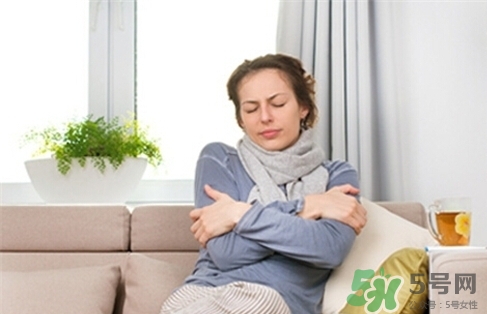 懷孕1個月怕冷是怎么回事?懷孕1個月怕冷正常嗎? 懷孕1個月怕冷是怎么回事?懷孕1個月怕冷正常嗎?