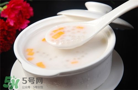 西米的營養(yǎng)價(jià)值 西米的功效與作用 西米的營養(yǎng)價(jià)值 西米的功效與作用