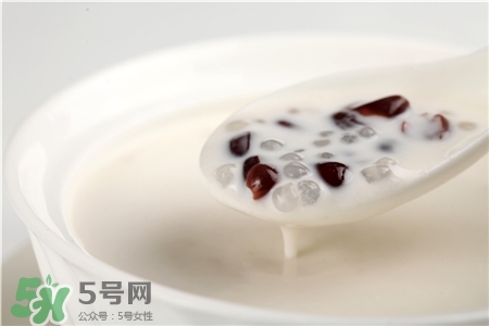 西米的營養(yǎng)價(jià)值 西米的功效與作用 西米的營養(yǎng)價(jià)值 西米的功效與作用