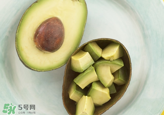 切開的牛油果怎么保存？牛油果切開后能放多長時間？