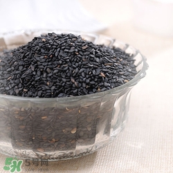 月子油是什么油?黑芝麻油為什么叫月子油? 月子油是什么油?黑芝麻油為什么叫月子油?