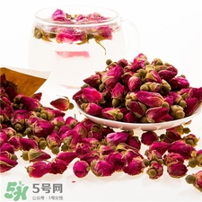 玫瑰花冠好還是玫瑰花蕾好?玫瑰花冠和花蕾的區(qū)別 玫瑰花冠好還是玫瑰花蕾好?玫瑰花冠和花蕾的區(qū)別