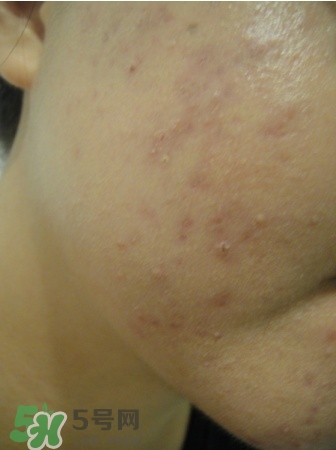 碧柔卸妝乳怎么用？碧柔卸妝乳使用方法