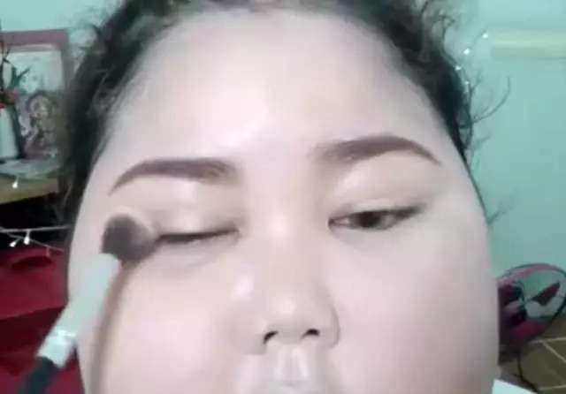 臉胖怎么化妝好看？臉大怎么化妝好看