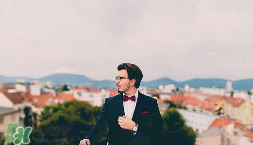 矮個子穿西裝好看嗎?矮個子穿西裝應(yīng)該注意的5點 矮個子穿西裝好看嗎?矮個子穿西裝應(yīng)該注意的5點