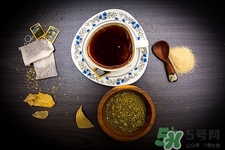 紅茶能和蜂蜜一起泡嗎?蜂蜜紅茶的功效與作用 紅茶能和蜂蜜一起泡嗎?蜂蜜紅茶的功效與作用