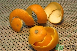 橙子皮怎么泡水喝?橙子皮泡水喝的功效與作用 橙子皮怎么泡水喝?橙子皮泡水喝的功效與作用