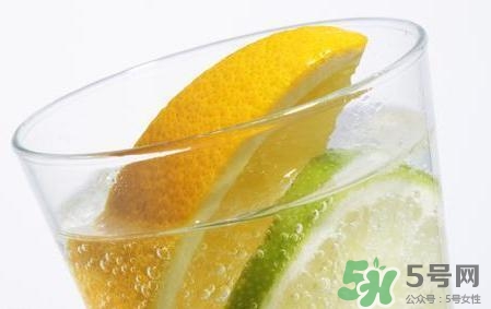 橙子皮怎么泡水喝?橙子皮泡水喝的功效與作用 橙子皮怎么泡水喝?橙子皮泡水喝的功效與作用