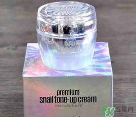 素顏霜要定妝嗎？素顏霜要用散粉定妝嗎？