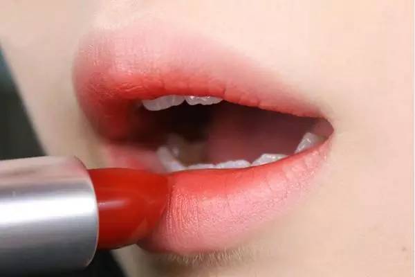 偽素顏妝怎么畫(huà)？怎么化素顏妝