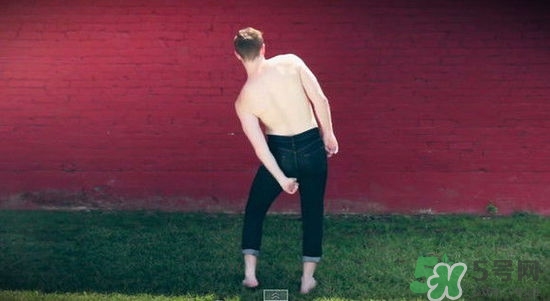 過年男生穿什么衣服？過年男生穿衣搭配