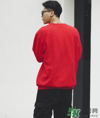 過年男生穿什么衣服？過年男生穿衣搭配