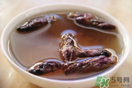 秋葵花茶制作方法,秋葵花茶的功效與作用 秋葵花茶制作方法,秋葵花茶的功效與作用