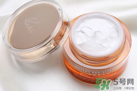 ahc素顏霜孕婦可以用嗎？孕婦能擦ahc素顏霜嗎？