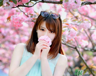 重瞼術(shù)是什么？重瞼術(shù)是永久的嗎？