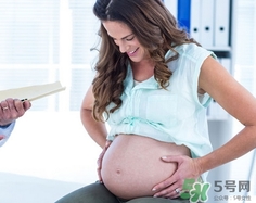懷孕2個(gè)月肚皮癢是怎么回事?正常嗎? 懷孕2個(gè)月肚皮癢是怎么回事?正常嗎?