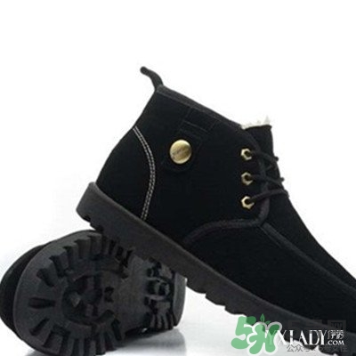 春節(jié)男生穿什么鞋子？過年男生穿什么鞋子？