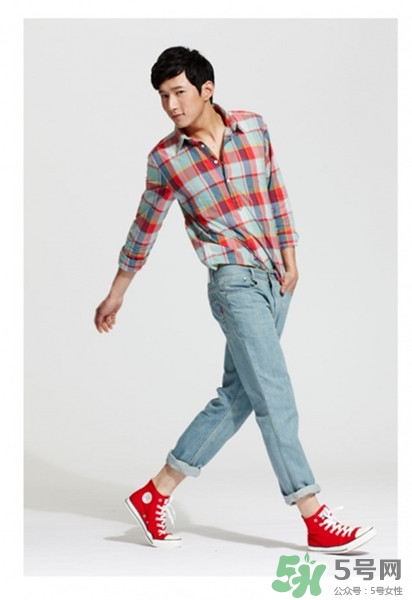 春節(jié)男生穿什么鞋子？過年男生穿什么鞋子？