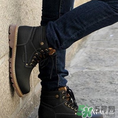 春節(jié)男生穿什么鞋子？過年男生穿什么鞋子？