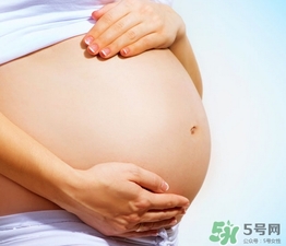 懷孕4個(gè)月手腫了是怎么回事?懷孕4個(gè)月手腫了正常嗎? 懷孕4個(gè)月手腫了是怎么回事?懷孕4個(gè)月手腫了正常嗎?