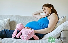 懷孕3個(gè)月總是上廁所是怎么回事?正常嗎? 懷孕3個(gè)月總是上廁所是怎么回事?正常嗎?