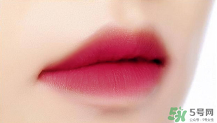 朵色口紅和唇釉哪個好？朵色口紅好還是唇釉好？