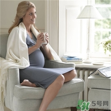 滿月發(fā)汗有必要嗎?滿月發(fā)汗能治月子病嗎? 滿月發(fā)汗有必要嗎?滿月發(fā)汗能治月子病嗎?