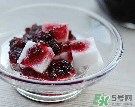 玫瑰花可以炒著吃嗎?玫瑰花醬的功效與作用 玫瑰花可以炒著吃嗎?玫瑰花醬的功效與作用