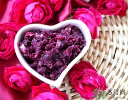 玫瑰花可以炒著吃嗎?玫瑰花醬的功效與作用 玫瑰花可以炒著吃嗎?玫瑰花醬的功效與作用
