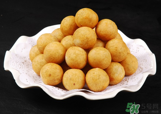 紅薯丸子用面粉還是用糯米粉？紅薯丸子用什么面粉？