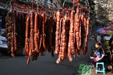 灌香腸配什么作料好吃？灌香腸需要放什么調(diào)料？