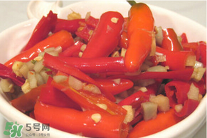 腌辣椒怎么保存時(shí)間長(zhǎng)？腌辣椒可以放冰箱嗎？