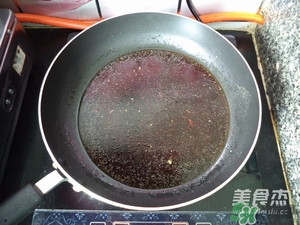 肉丸子可以用面粉嗎？肉丸子用什么粉？