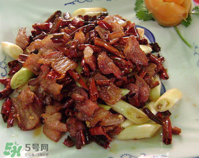 腌肉要洗嗎？腌肉怎么洗不咸？