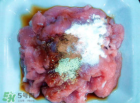 腌肉用什么粉？腌肉可以用面粉嗎？