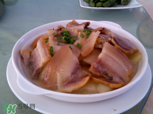 腌肉放什么酒？腌肉為什么要放酒？