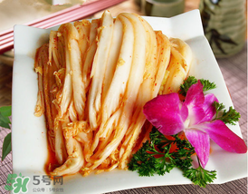 腌白菜放多少鹽？腌白菜放鹽比例