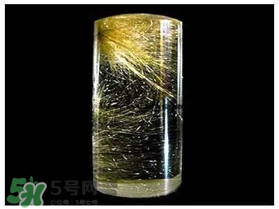 施華洛世奇是什么材質？施華洛世奇是真水晶嗎？