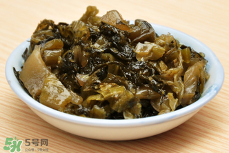 腌酸菜多長(zhǎng)時(shí)間能吃？酸菜腌制多長(zhǎng)時(shí)間可以吃？