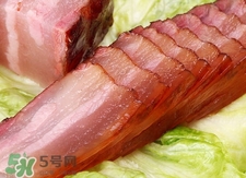 吃臘肉可以喝酒嗎?吃臘肉喝酒對身體有害嗎? 吃臘肉可以喝酒嗎?吃臘肉喝酒對身體有害嗎?