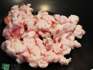 熬豬油用什么肉？熬豬油用板油還是肥肉？