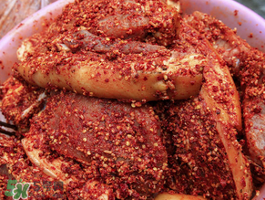 一斤豬肉放多少鹽？腌豬肉放多少鹽？