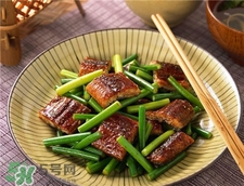 蒜苔變黃還能吃嗎?新鮮蒜苔怎么保存? 蒜苔變黃還能吃嗎?新鮮蒜苔怎么保存?